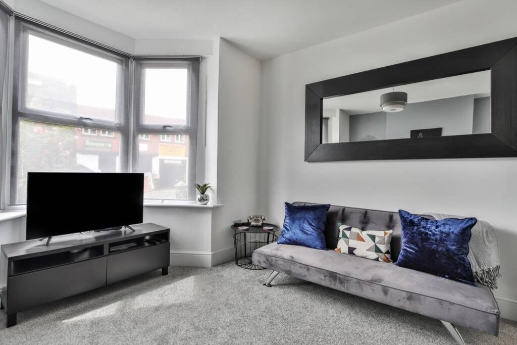 Refurbished Plush Property Great Transport Links Sheffield Extérieur photo