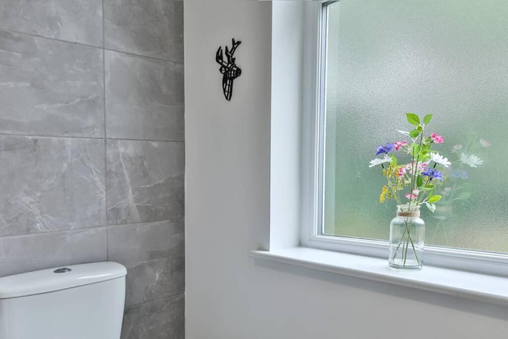 Refurbished Plush Property Great Transport Links Sheffield Extérieur photo