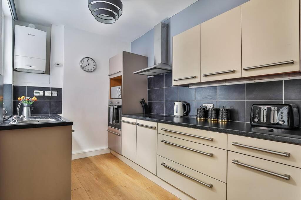 Refurbished Plush Property Great Transport Links Sheffield Extérieur photo